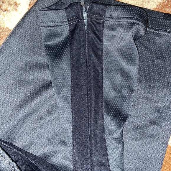 Nike Sweatpants - Picture 4 of 4